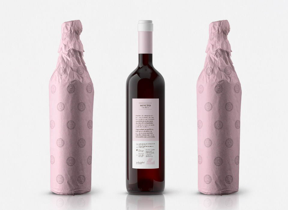 Packaging botella de vino diseñador por Salva Anaya